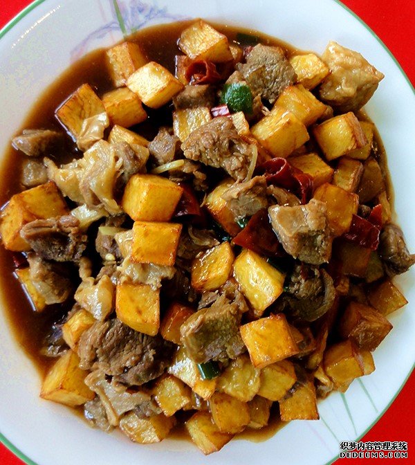 土豆烧牛肉