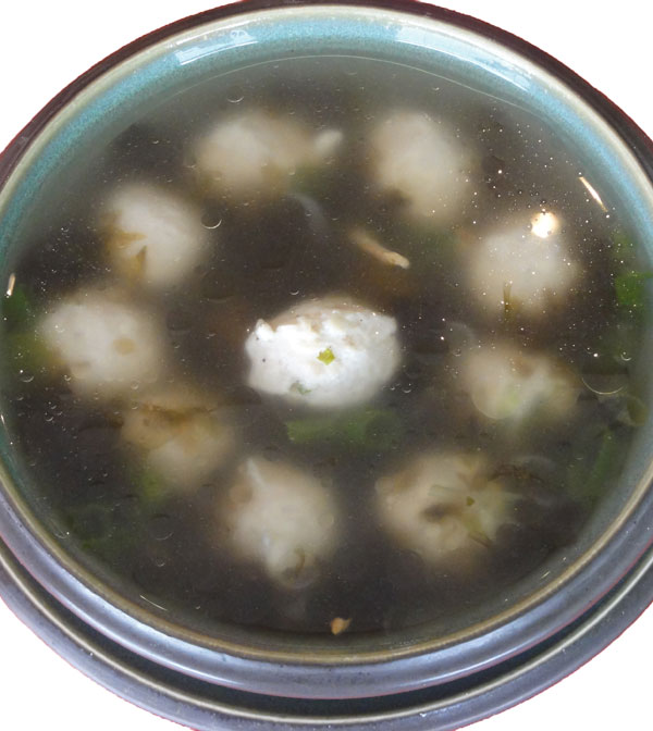 鱼丸紫菜汤