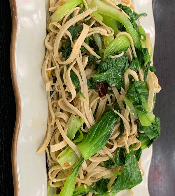 干豆腐丝拌小白菜